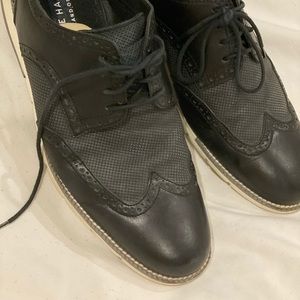 Men’s size 10.5 Cole Haan dress shoe